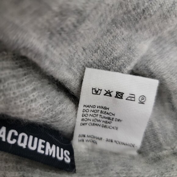 Jacquemus Le Cardigan Alzou in Grey 34 2 - Picture 6 of 7